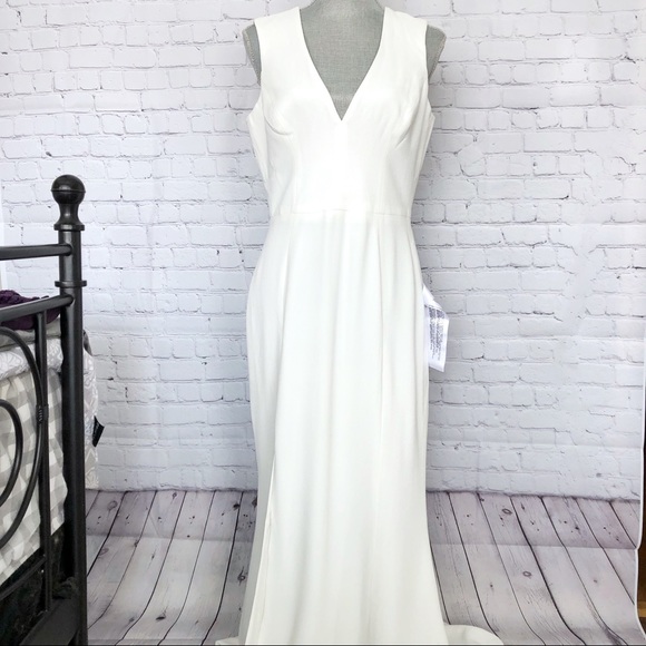 DRESS THE POPULATION Plunging V-Neck Sandra Floor Length Dress - Picture 2 of 16